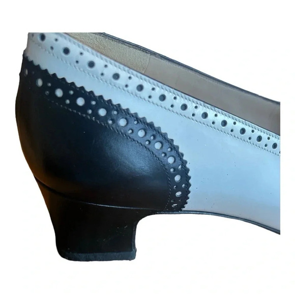 Vintage Ferragamo Square Toe Black and White Pumps Perfect Condition siz… - Picture 7 of 12